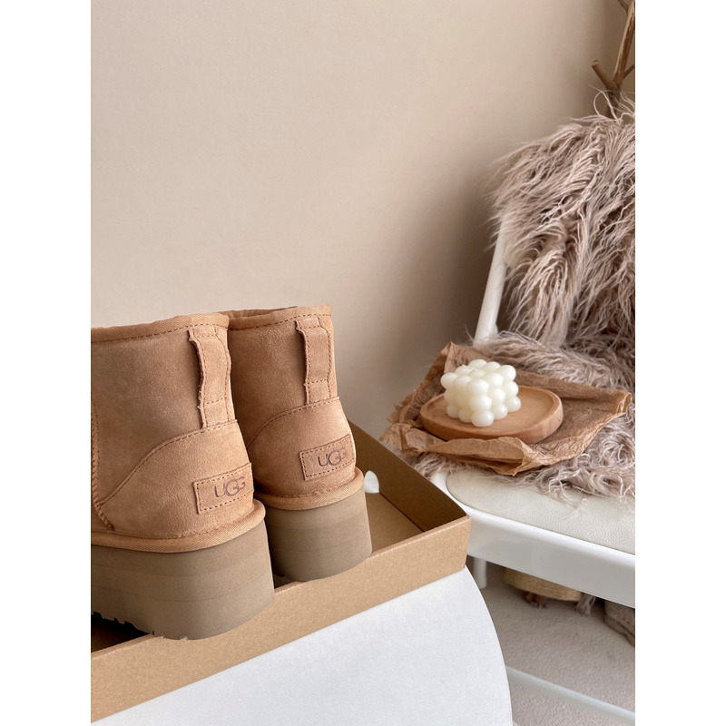 UGG Classic Mini Platformo Boot