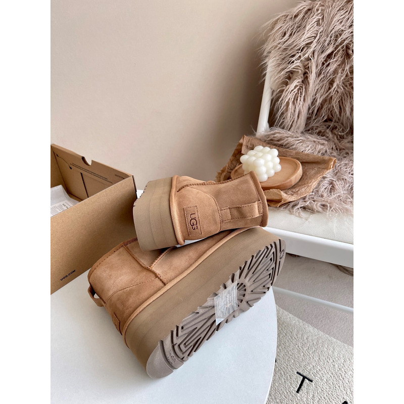 UGG Classic Mini Platformo Boot