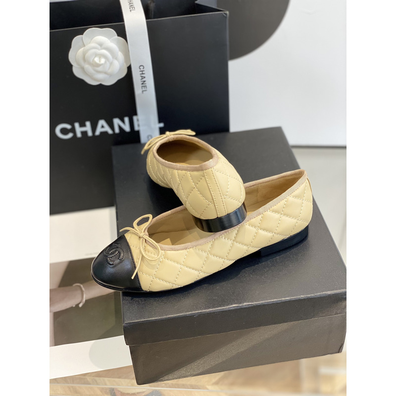 Ch*el calfskin black ivory quilted cap toe flats