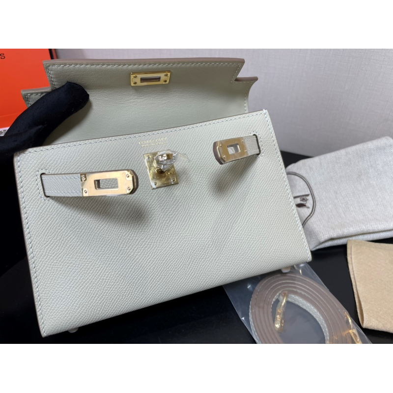 H**mes gold epsom sellier kelly 20 gold hardware