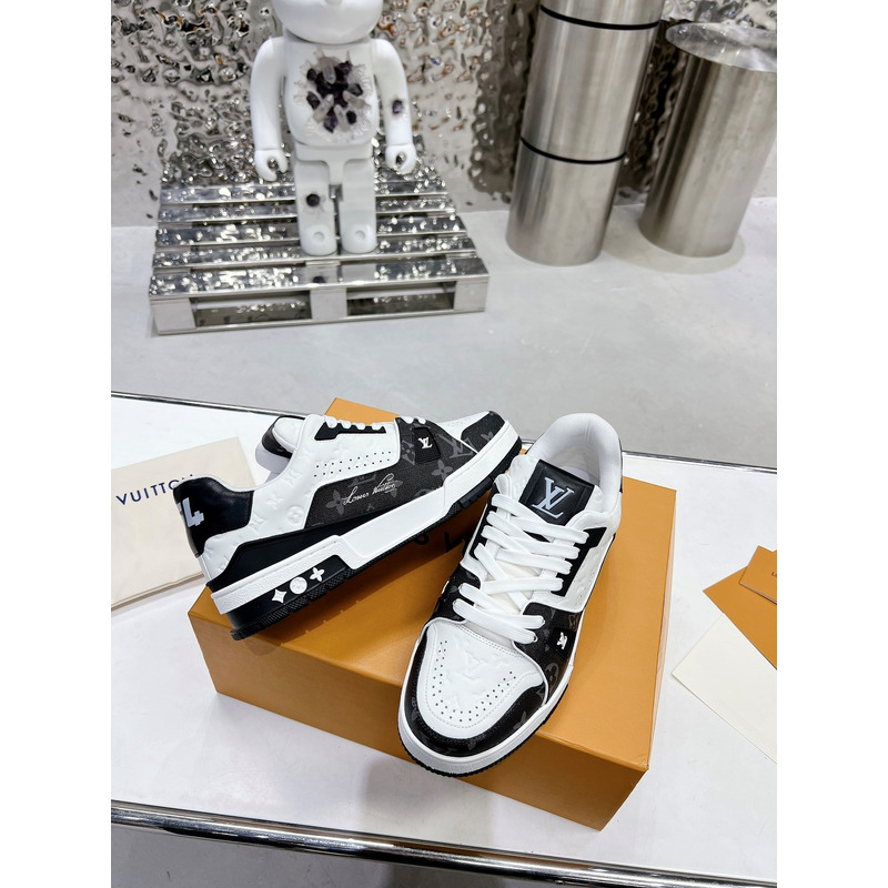 l**is V*t*n lv trainer sneaker black