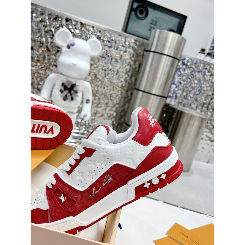 l**is V*t*n  lv trainer sneaker red