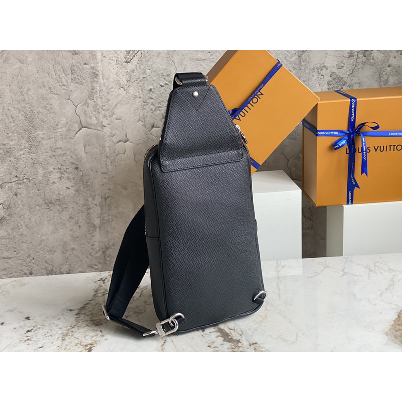 l**is V*t*n avenue crossbody bag black