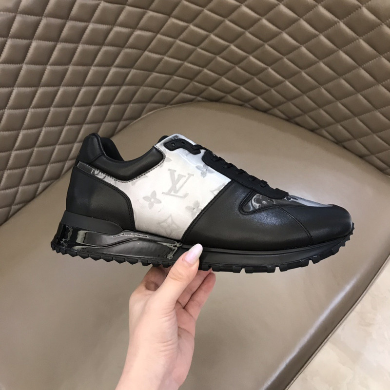 l**is V*t*n run away sneaker black and silver