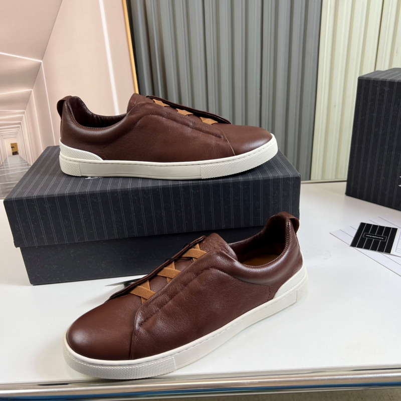 Ermenegildo Zegna Coffee DEERSKIN TRIPLE STITCH™ LOW TOP SNEAKERS