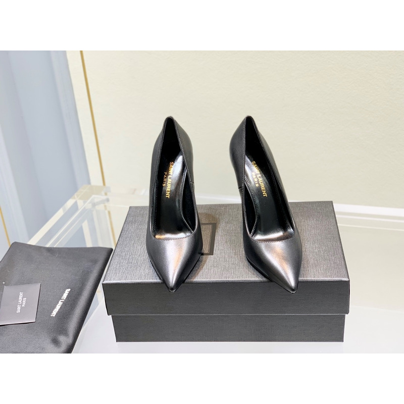 Saint Laurent Opyum Logo 110 Plaque Pumps Polished Leather Heels Gold