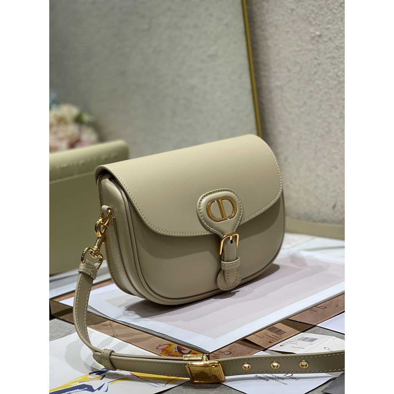 D*or bobby bag medium box calfskin tan