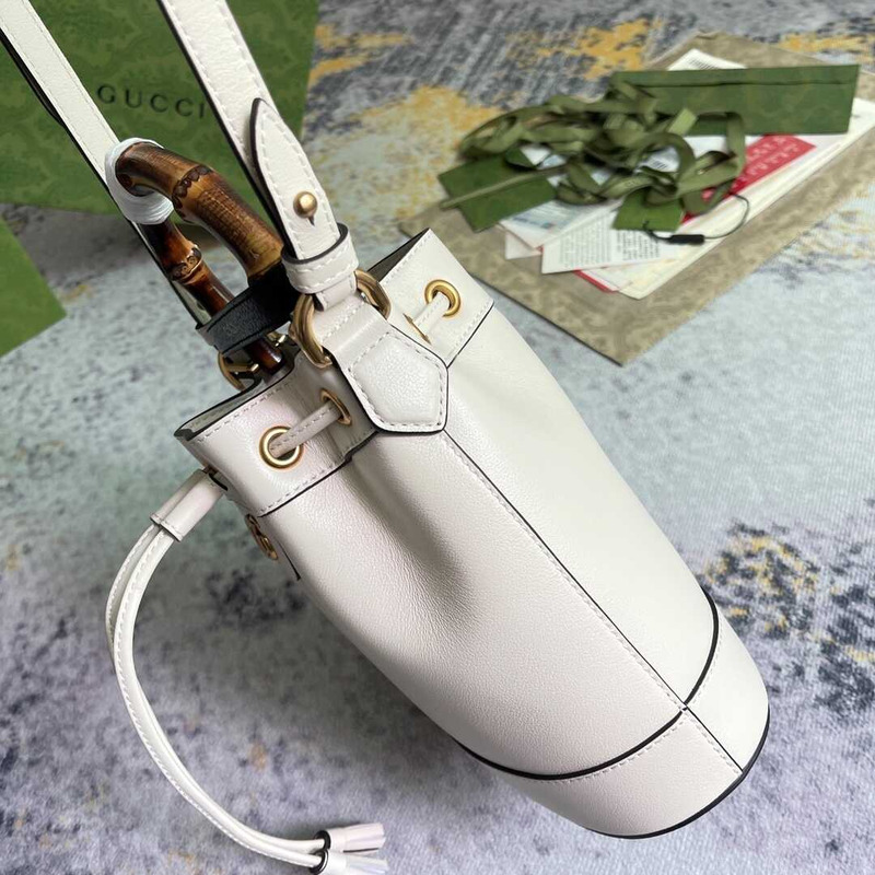 G*u*i diana mini bucket bag white