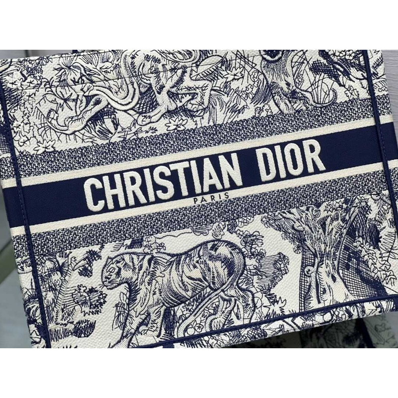 D*or embroidered medium book tote bags