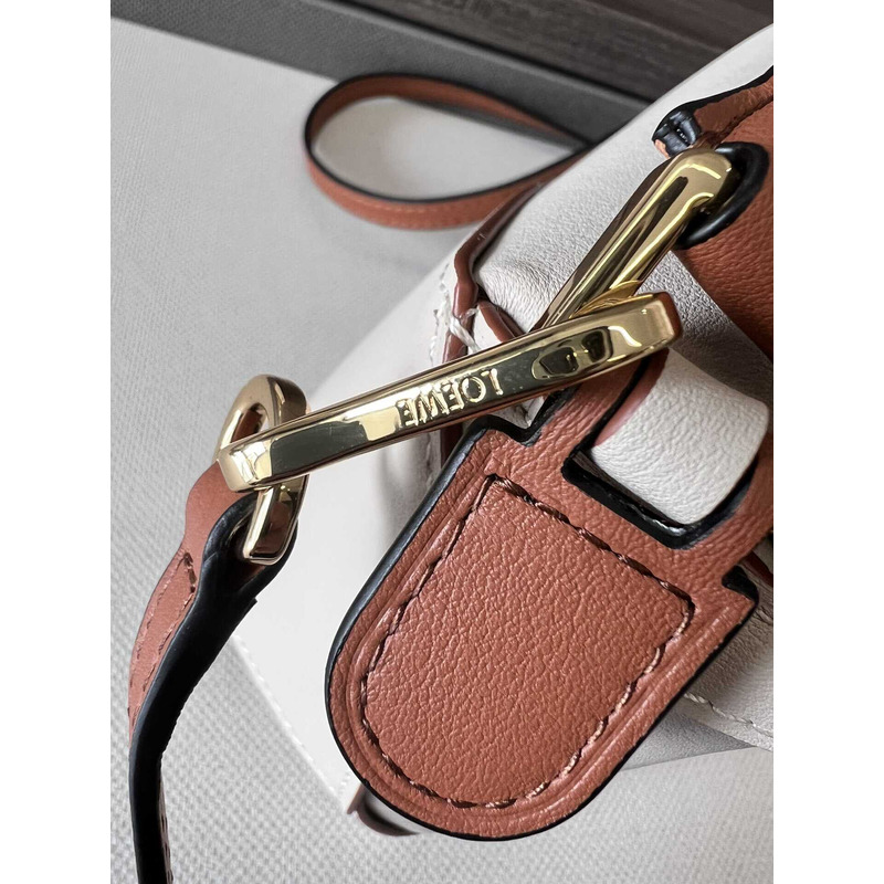 Loewe Puzzle Small-Bag White