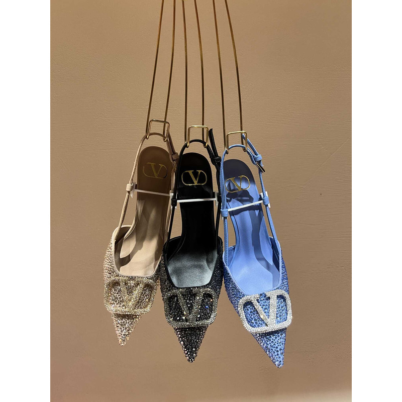 valentino glitter Di*m*nd high heel beige