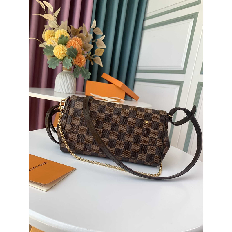 l**is V*t*n  plaid flip cover dual-purpose small chain bag brown