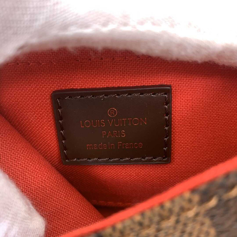 l**is V*t*n  plaid flip cover dual-purpose small chain bag brown