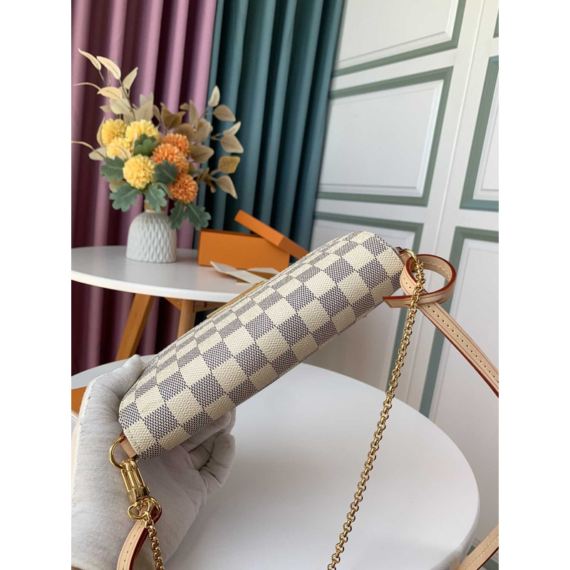 l**is V*t*n plaid flip cover dual-purpose small chain bag white