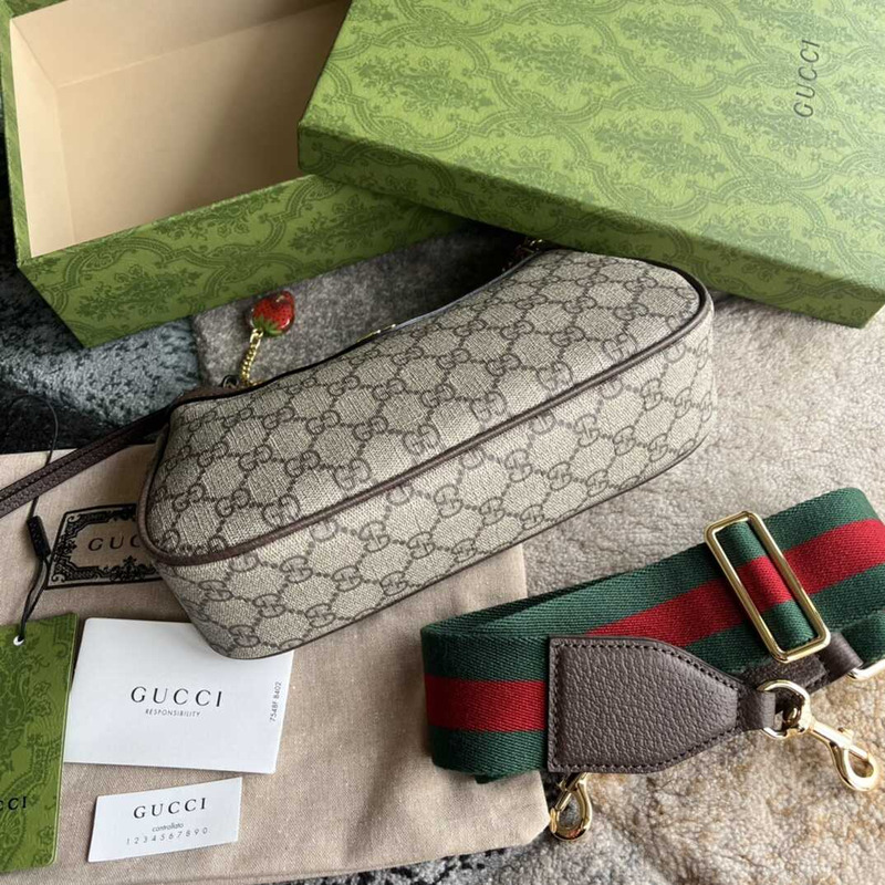 g*u*i ophidia small gg S*p*e shoulder bag