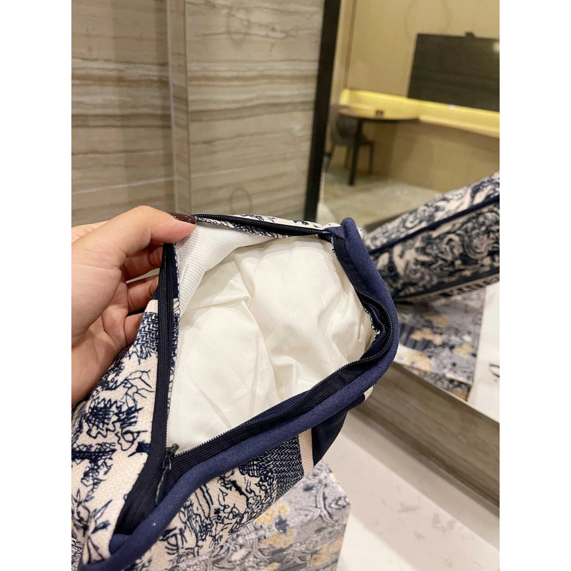 D*or large ectangular pillow fluorescent D*oriviera