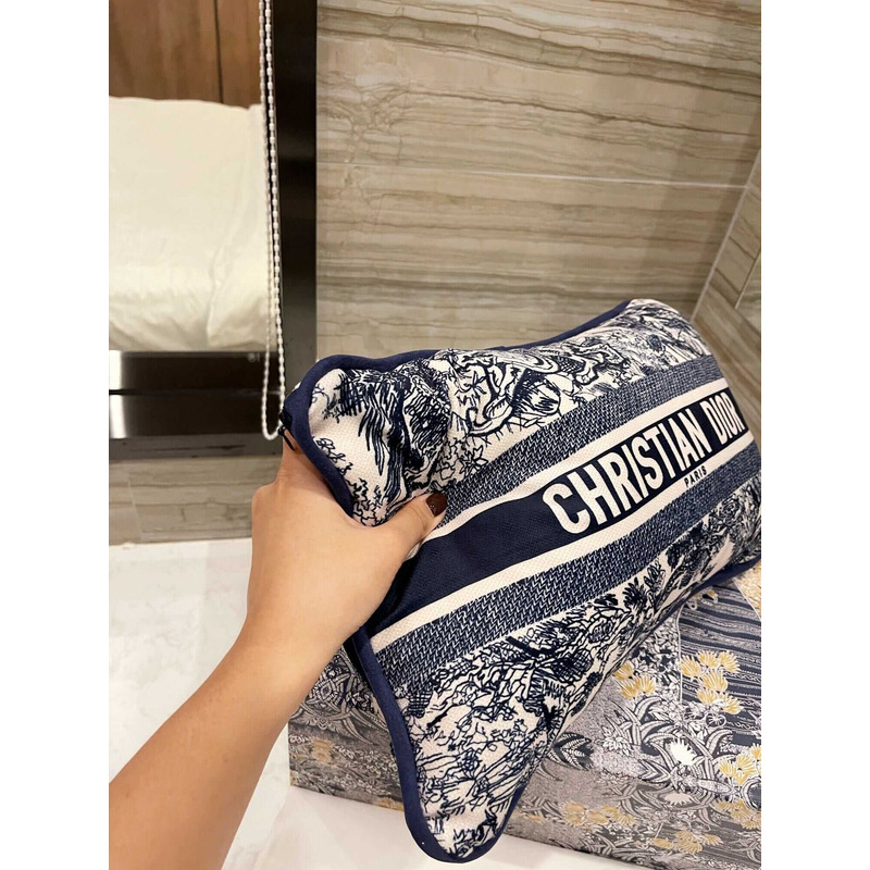 D*or large ectangular pillow fluorescent D*oriviera