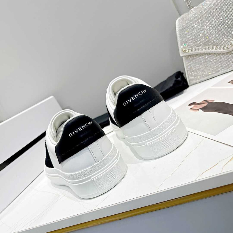 Givenchy Slip On Sneakers White/Black