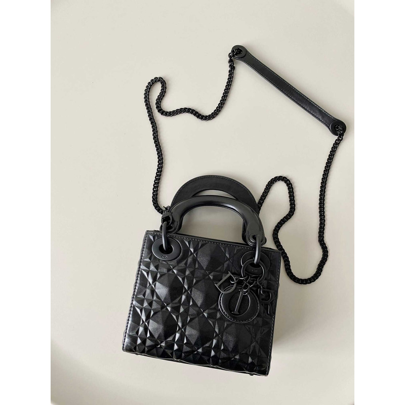 d*or  black leather Di*m*nd shaped cannage lady d*or bag