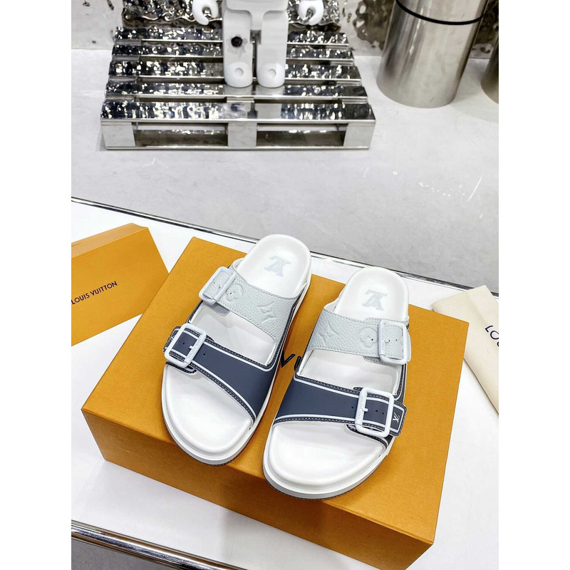 l**is V*t*n leather sandals in grey