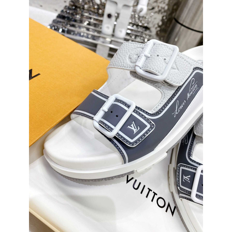 l**is V*t*n leather sandals in grey