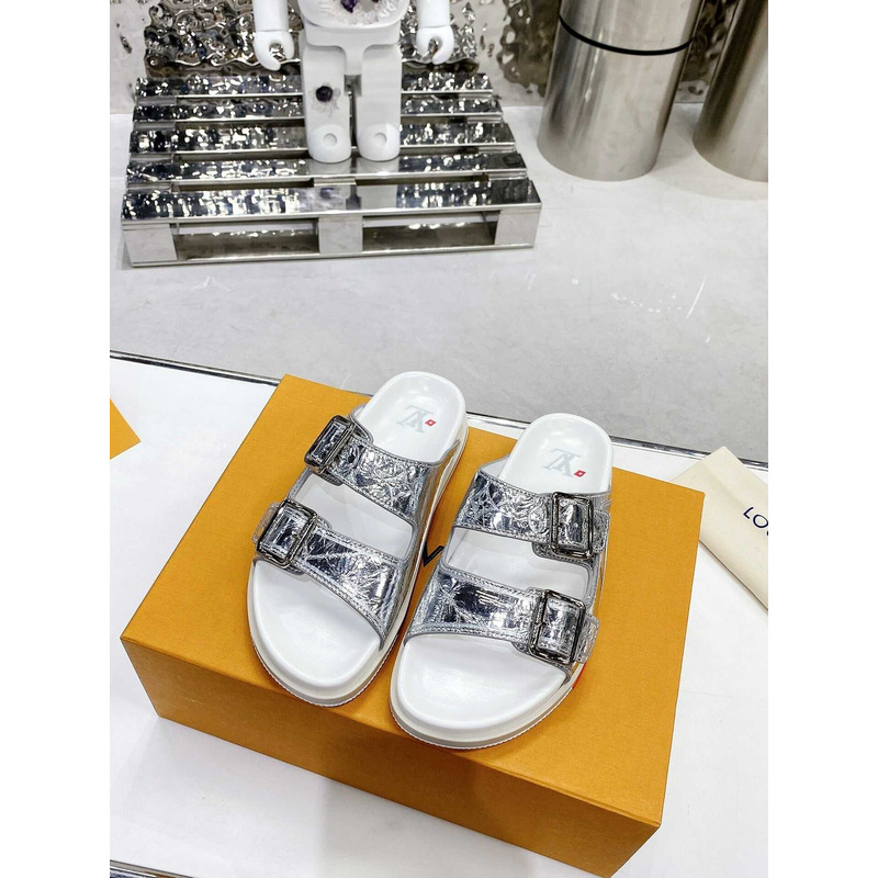 l**is V*t*n leather sandals silver