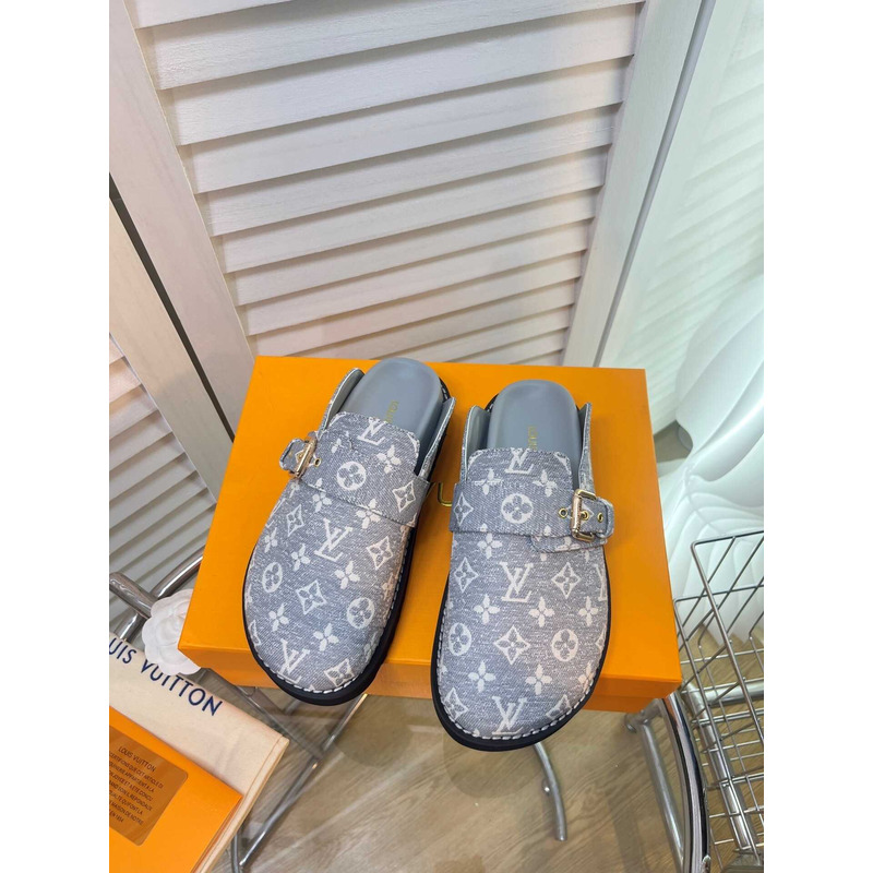 l**is V*t*n cosy sandals blue