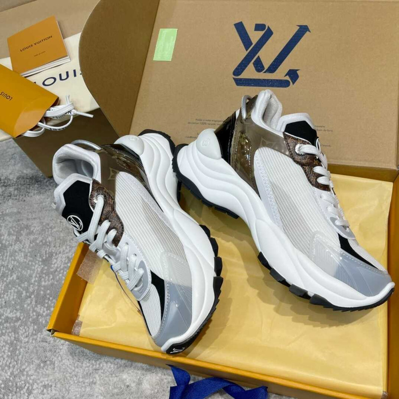 l**is V*t*n run 55 sneakers white