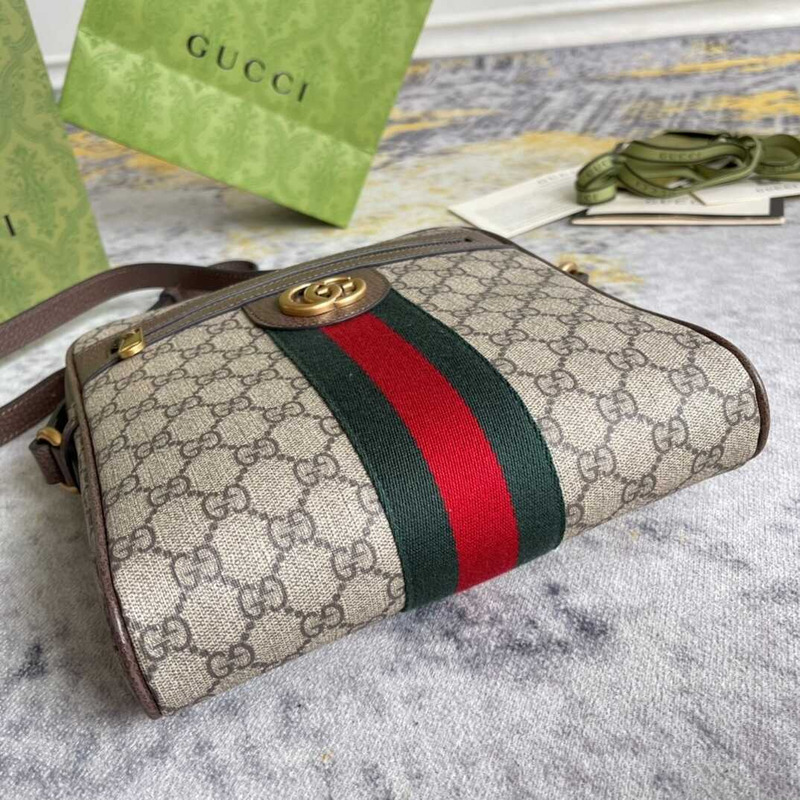 G*u*i sacoche toile motif gg bag