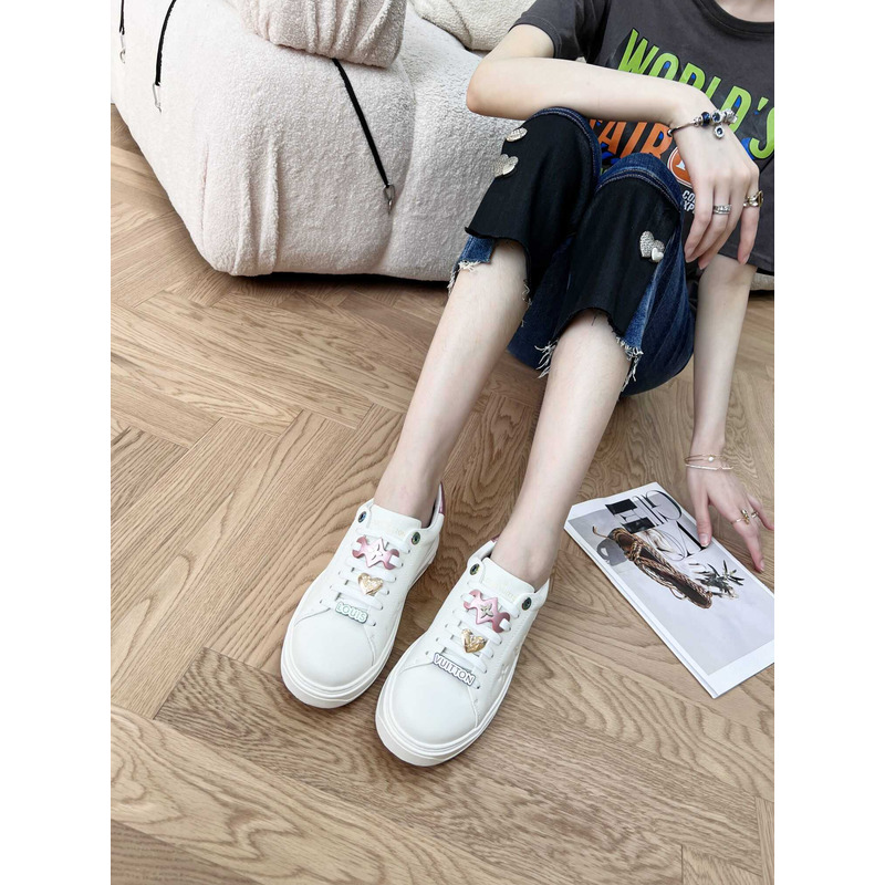 l**is V*t*n time out sneaker white and pink