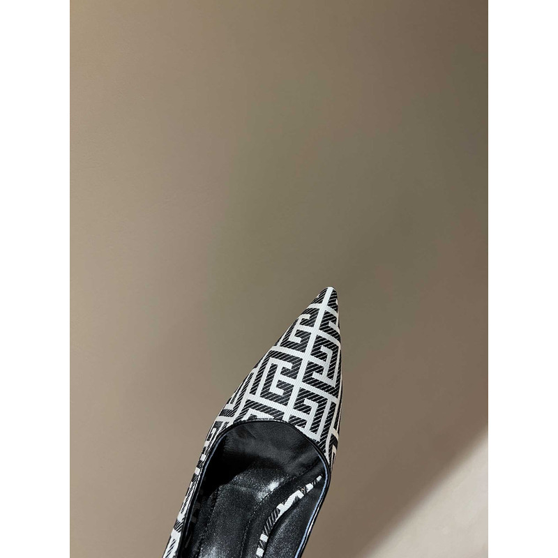 Balmain Logo Monogram Pointed Toe Pumps White&Black