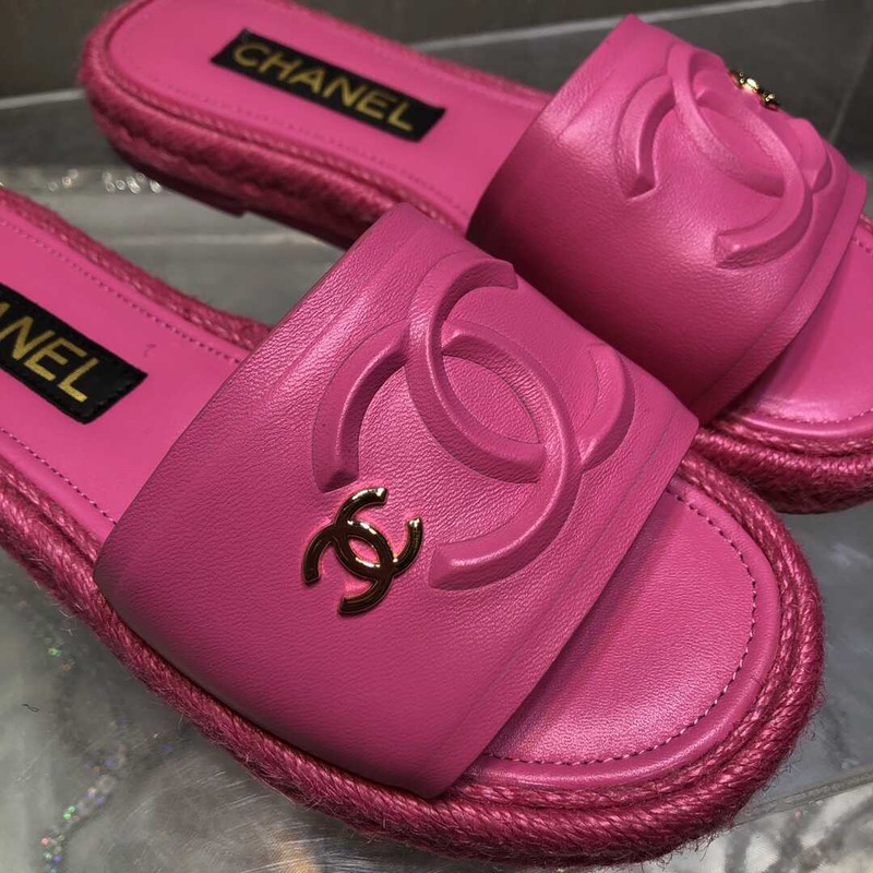 Ch*el street style plain logo sandals pink
