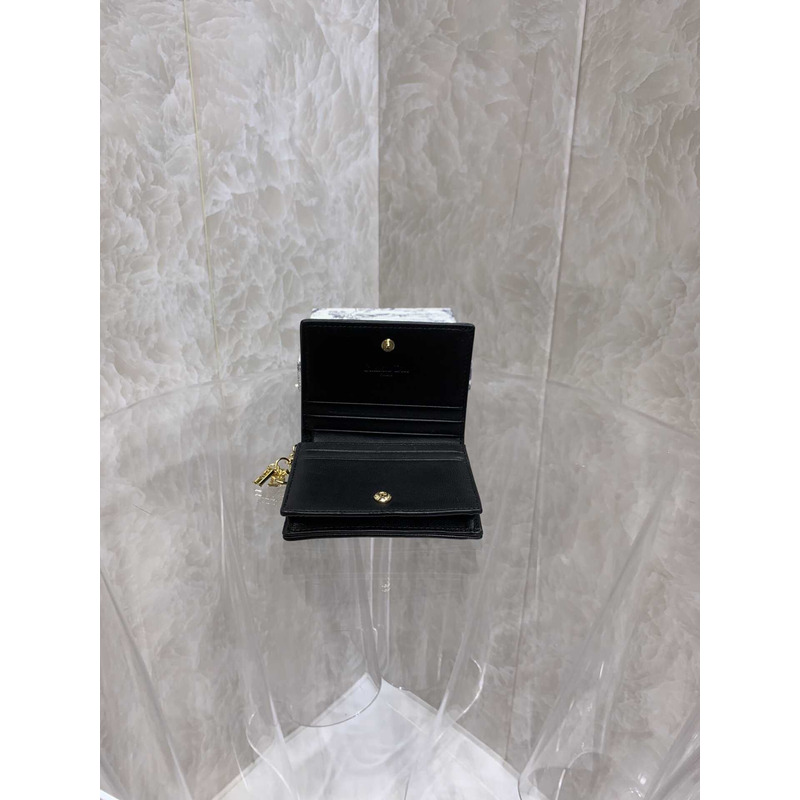 lady D*or card holder