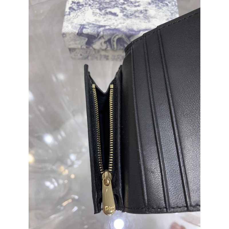 lady D*or card holder