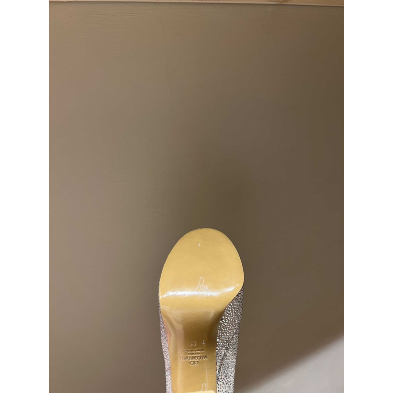 Valentino Garavani Tan-Go Platform Pump With Crystal White