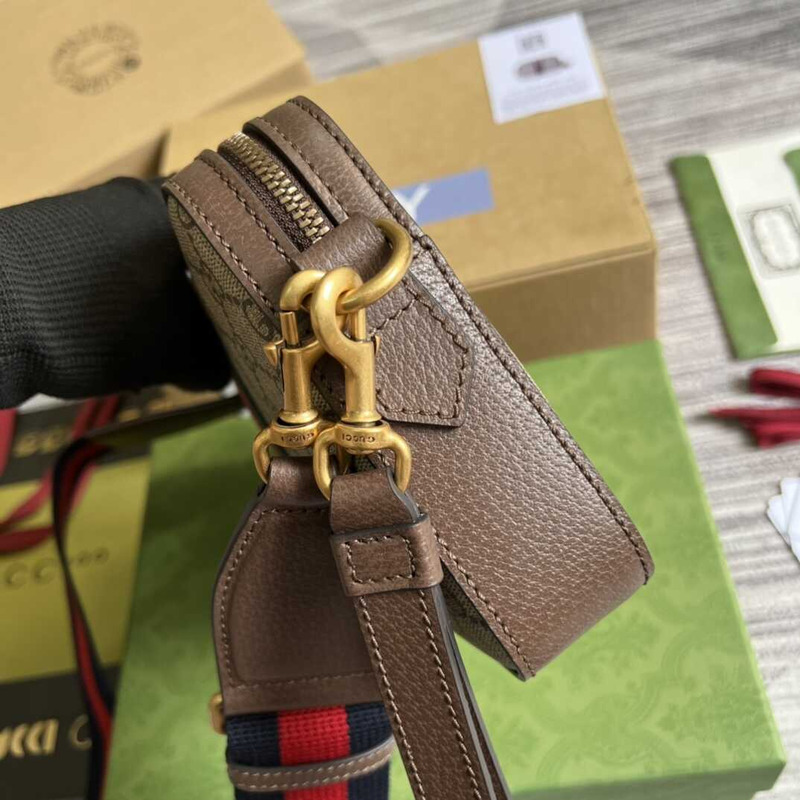 g*u*i ophidia gg shoulder bag gg S*p*e canvas beige