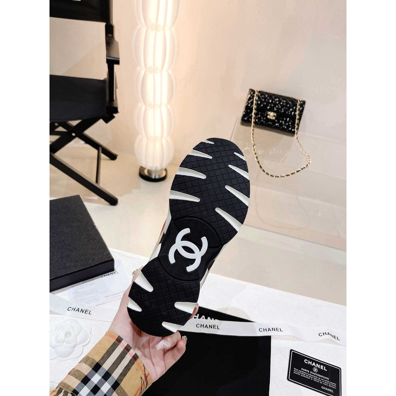 Ch*el low top trainer red&brown