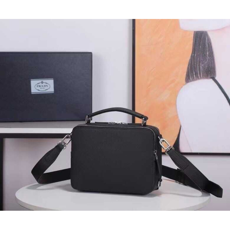 Pra*a brique saffiano leather bag black