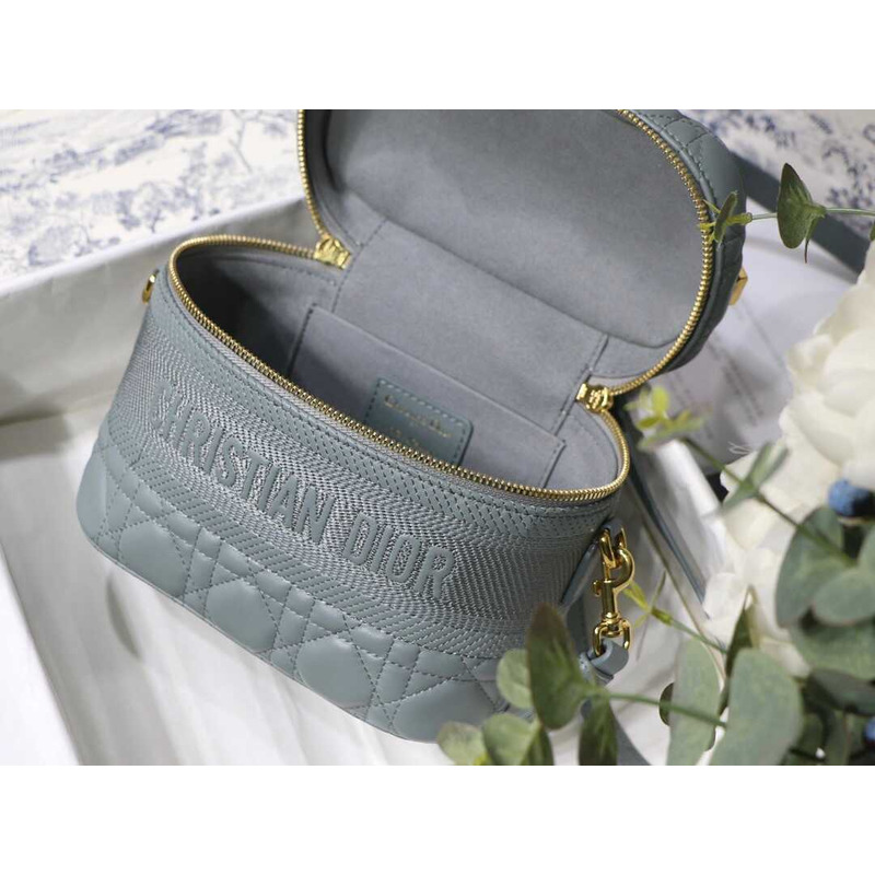 D*or small D*ortravel vanity case grey