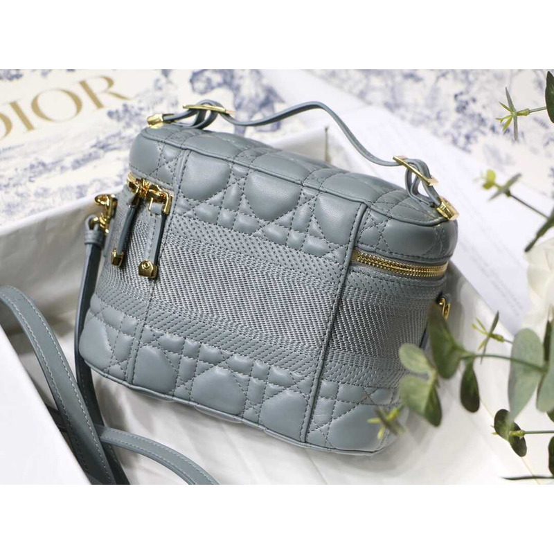 D*or small D*ortravel vanity case grey