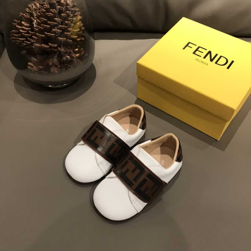 F**di kids ff logo shoes white
