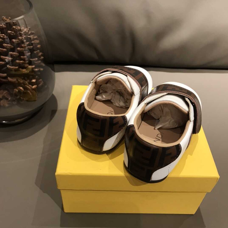 F**di kids ff logo shoes white