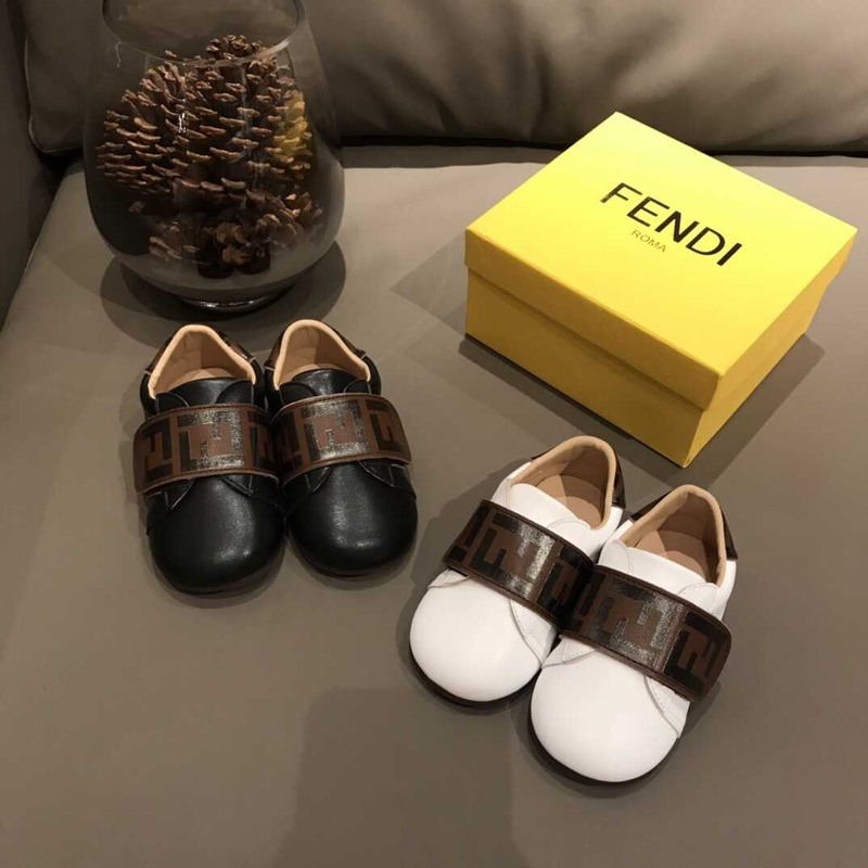 F**di kids ff logo shoes white