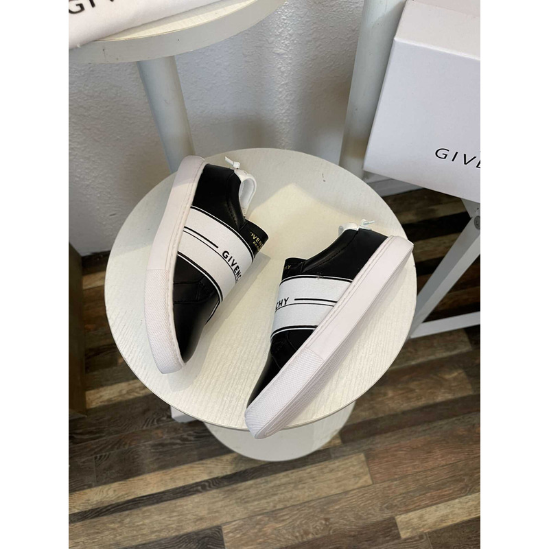 Givenchy Logo Kids Sneakers Black&White