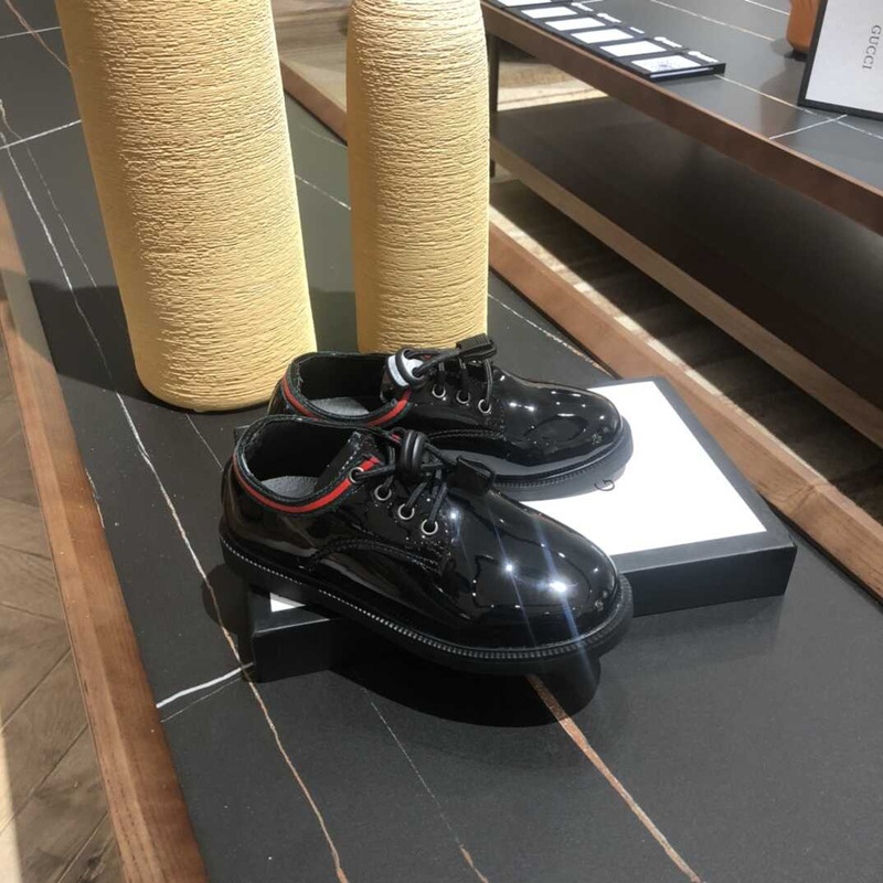 G*u*i kids leather shoes