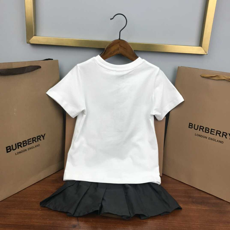B**rry kids monogram motif organic cotton t-shirt and skirt set