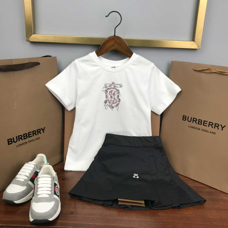 B**rry kids monogram motif organic cotton t-shirt and skirt set