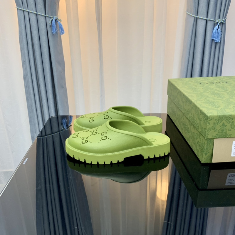 G*u*i green gg perforated slip-on flats