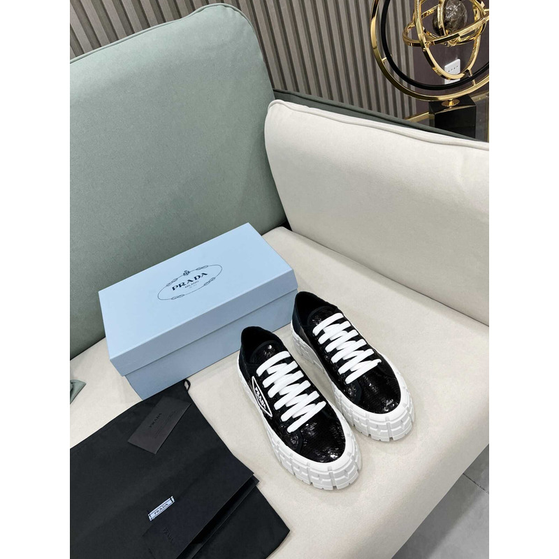 Pra*a double wheel low top sneakers black