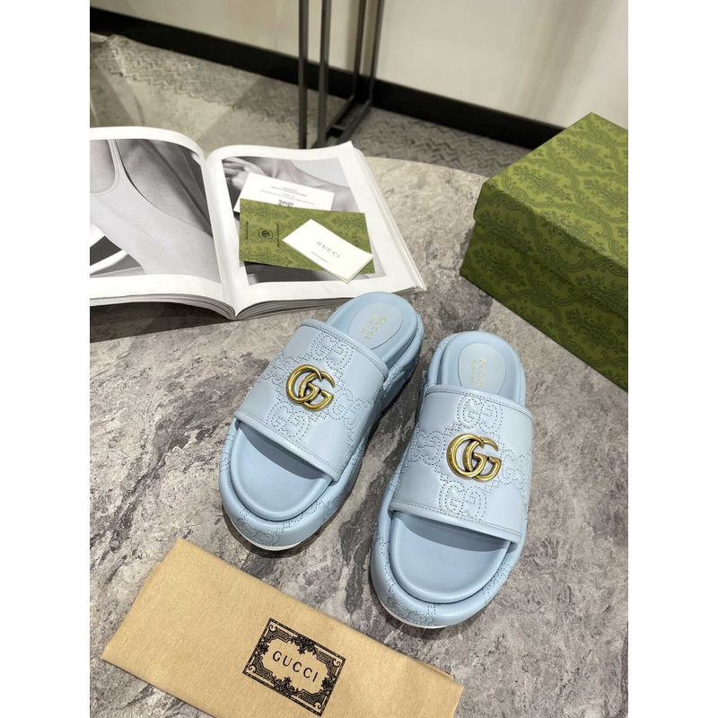G*u*i platform sandals blue